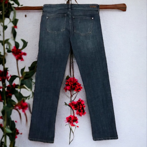 PILCRO HYPHEN MID RISE EMBROIDERED JEANS BY ANTHROPOLOGIE SIZE 28 - Picture 7 of 16